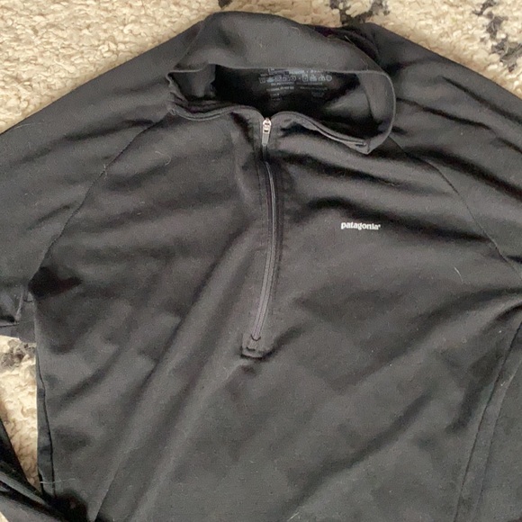 Black Patagonia pullover - Picture 7 of 11